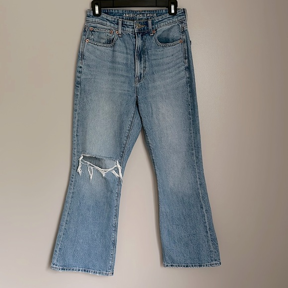 AE 90’s flare jeans - Picture 2 of 11